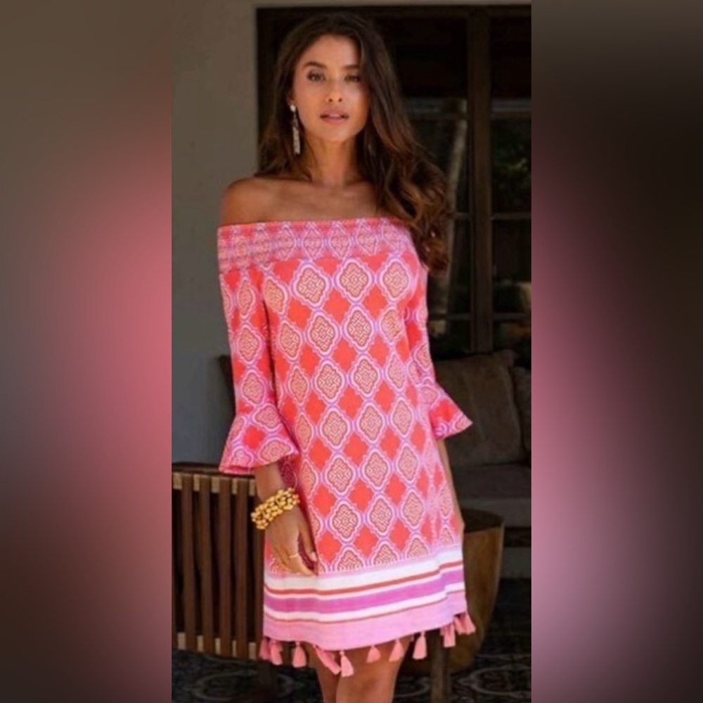 Off-Shoulder Coral Cabana Life
Size XL